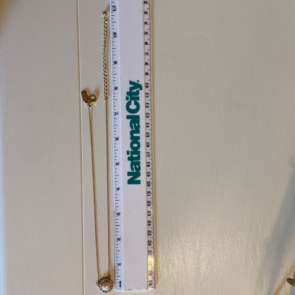 Authentic kate spade pearl necklace - Picture 3 of 7